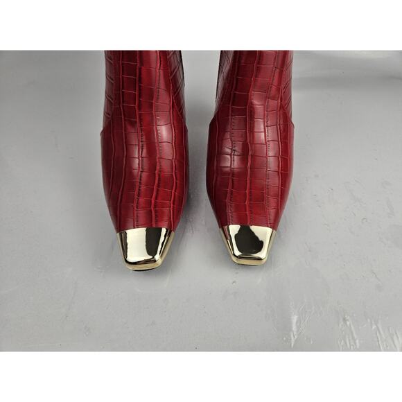 NIB Ninety Union Jada Size 9 Red Tall Boots w/ Gold Accents & Asymmetrical Heel - Picture 5 of 12